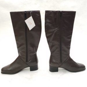 Black vintage Regence zip up boots